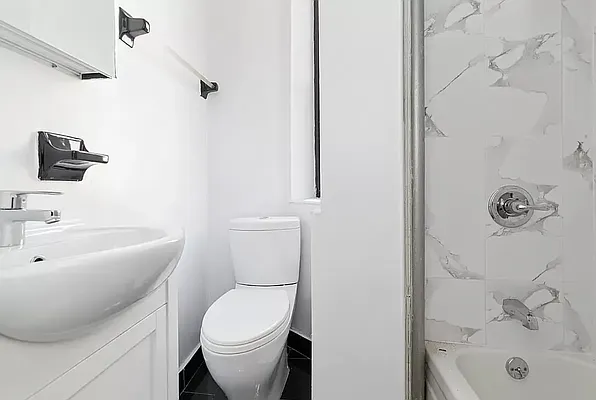 Rented by REAL New York | media 12