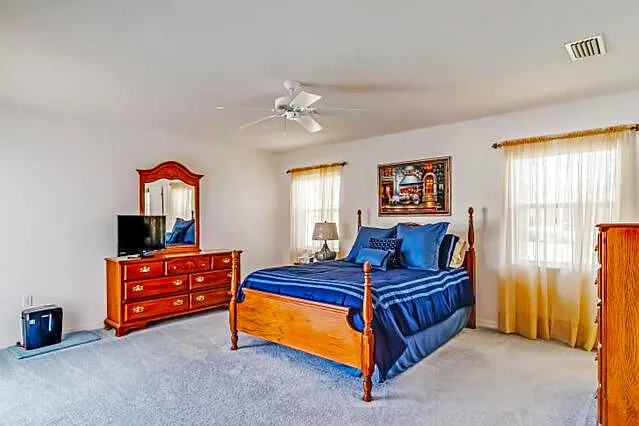 424 Holly Dr — Photo 17
