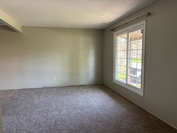 5th image of 3213 Country Park Ln