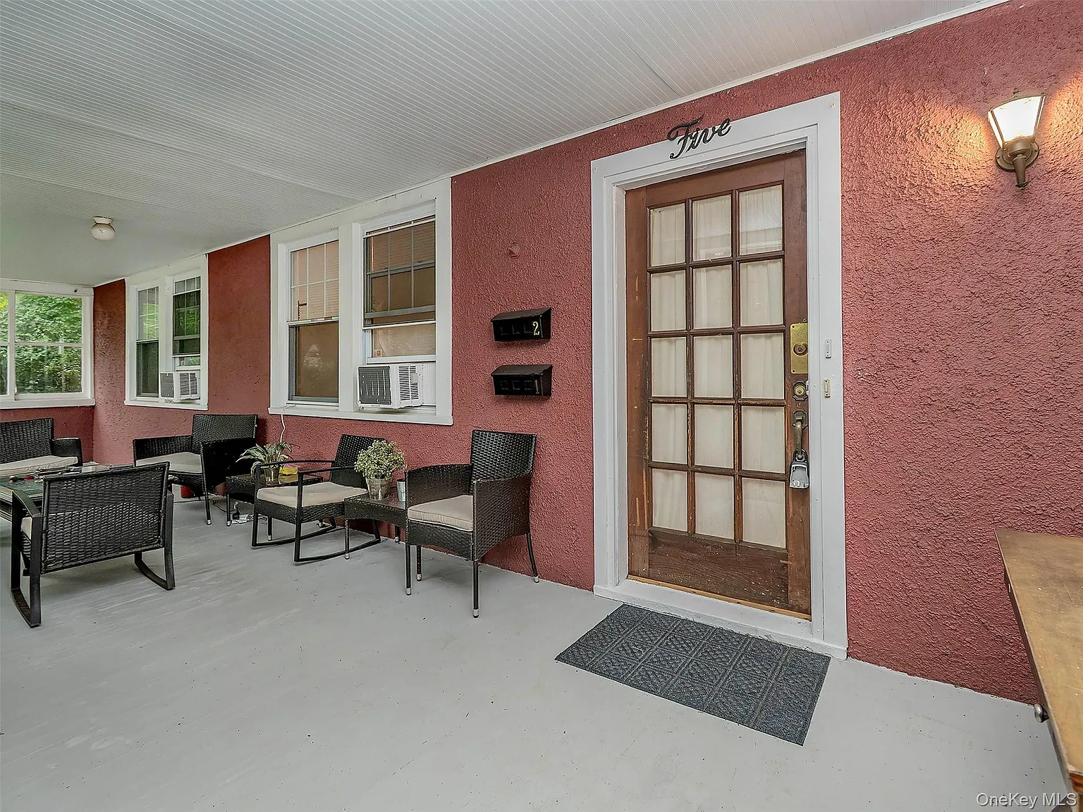 2 bed, 1.0 bath, 2346 sqft, $3,200 — Photo 4