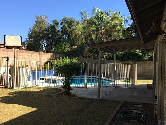 3rd image of 6414 E Beverly Ln