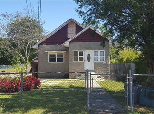 1623 E 3rd Ave, Bay Shore, NY 11706