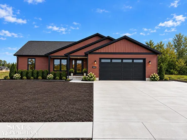 4402 Superior Blvd, Marysville, MI 48040
