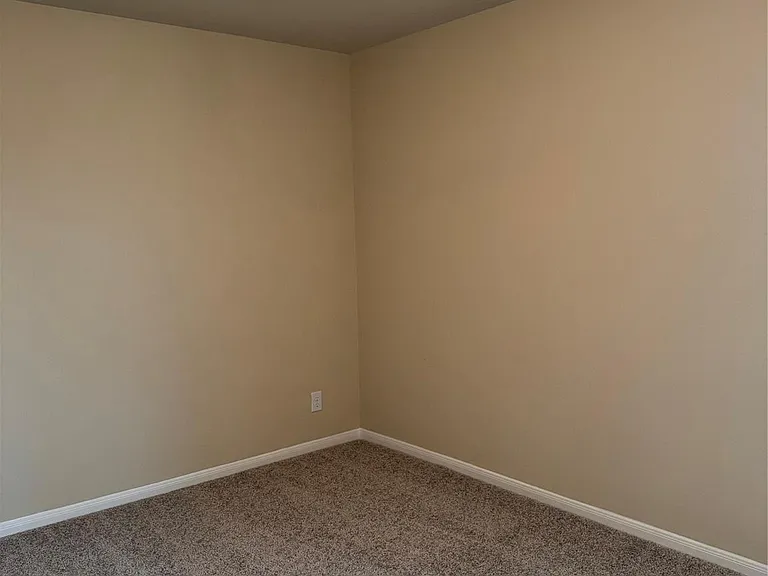 8127 Almera Falls Dr — Photo 21