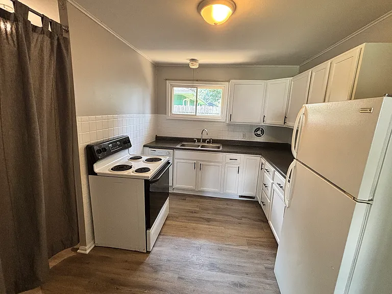 5662 Ralston Ave — Photo 4