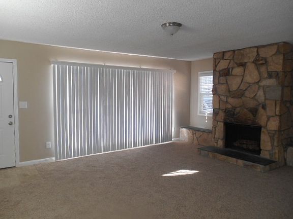 5th image of 9516 San Juan Ave