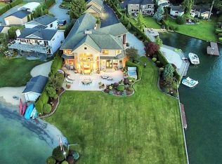 1415 Tacoma Point Dr E, Lake Tapps, WA 98391