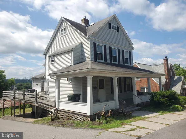 126 W Curtin St, Bellefonte, PA 16823