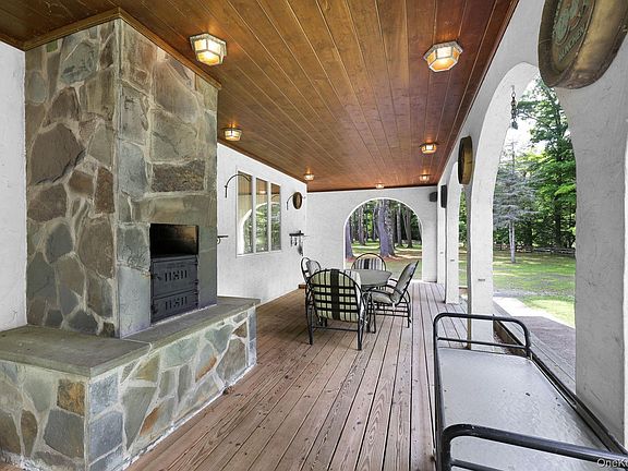 3rd image of 118 Bennett Road