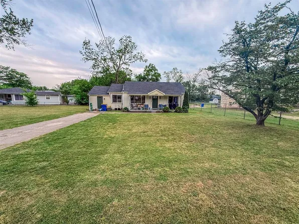 1467 N Sunrise Dr, Bowling Green, KY 42101