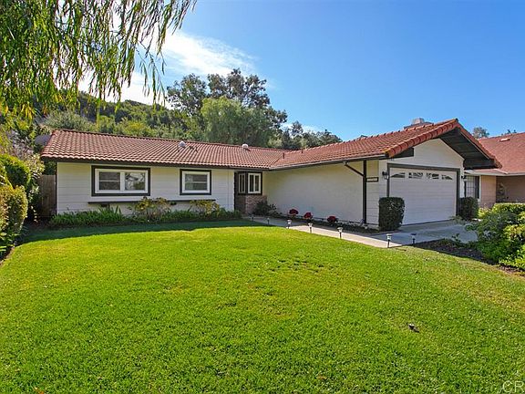 2nd image of 3761 Cameo Dr