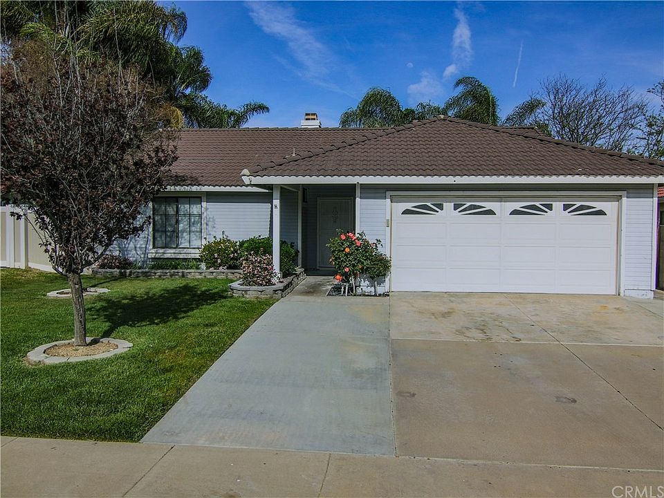 1st image of 39654 Wild Flower Dr