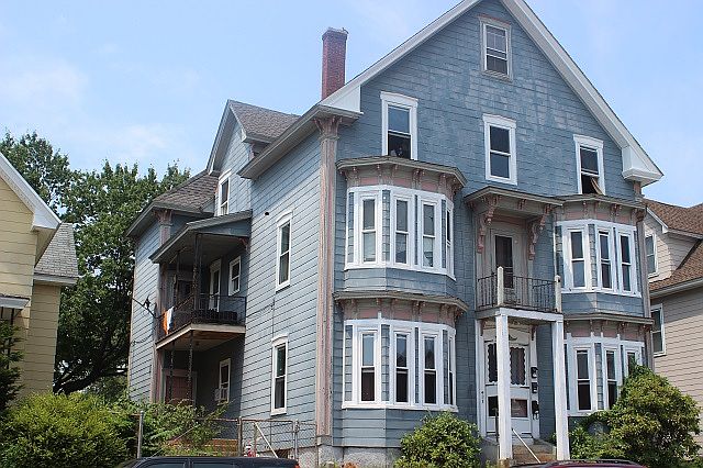 Building Photo 3
