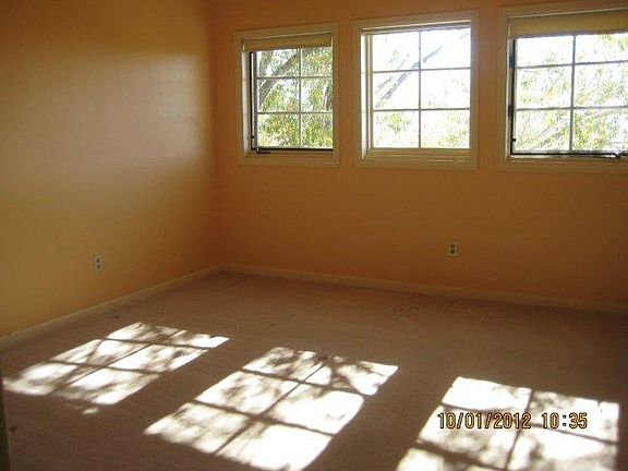 3rd image of 31015 Elk Ln