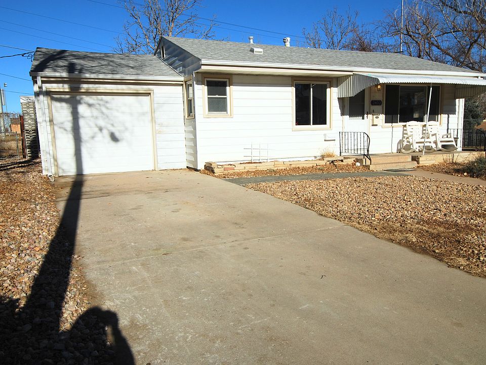 Private End of the Cul-De-Sac Quiet Neighborhood