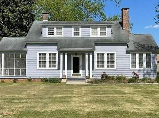 110 N Church St, Roseboro, NC 28382