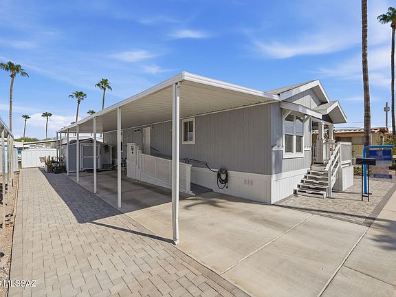 3rd image of 4001 E Blacklidge Dr Unit 6