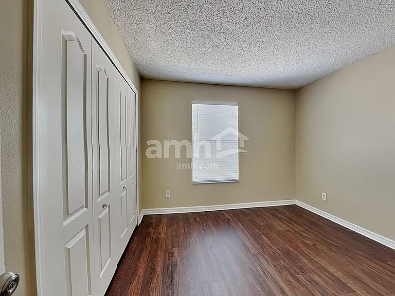 1226 Loretto Cir — Photo 21