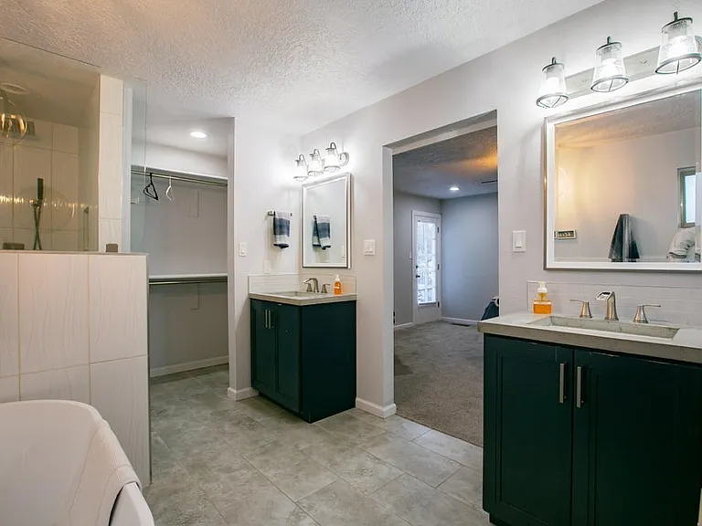 715 Branding Iron Dr SE — Photo 13