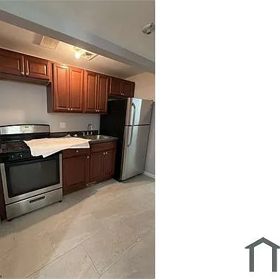 547 E 92nd St — Photo 2