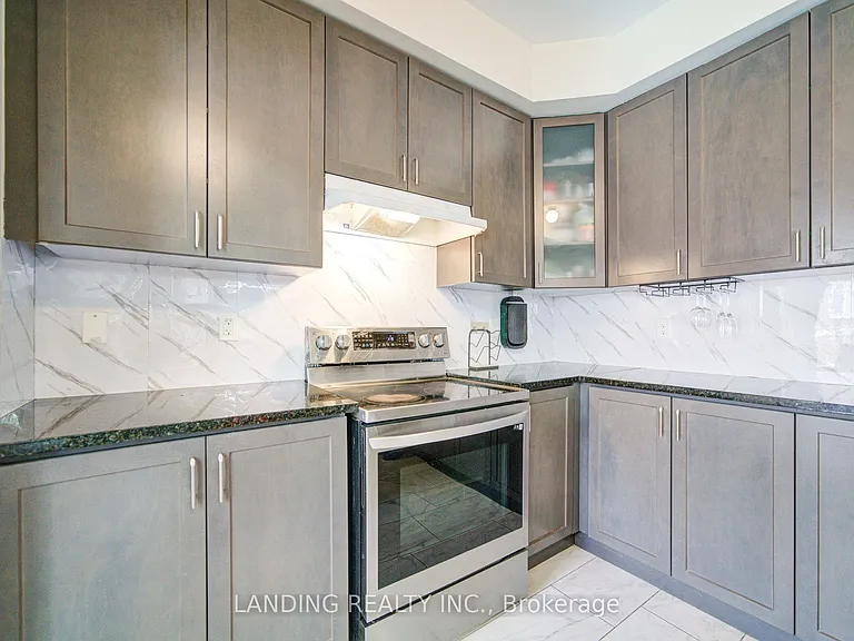 2084 Duberry Dr — Photo 15