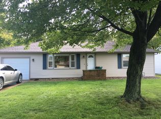 4114 S Baker Ln, Peoria, IL