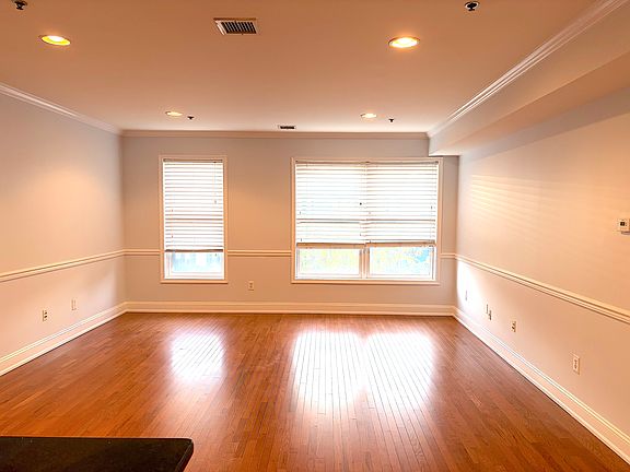 3rd image of 87 Jackson St APT 5E