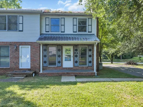 101A Westlake Pl, Tullahoma, TN 37388