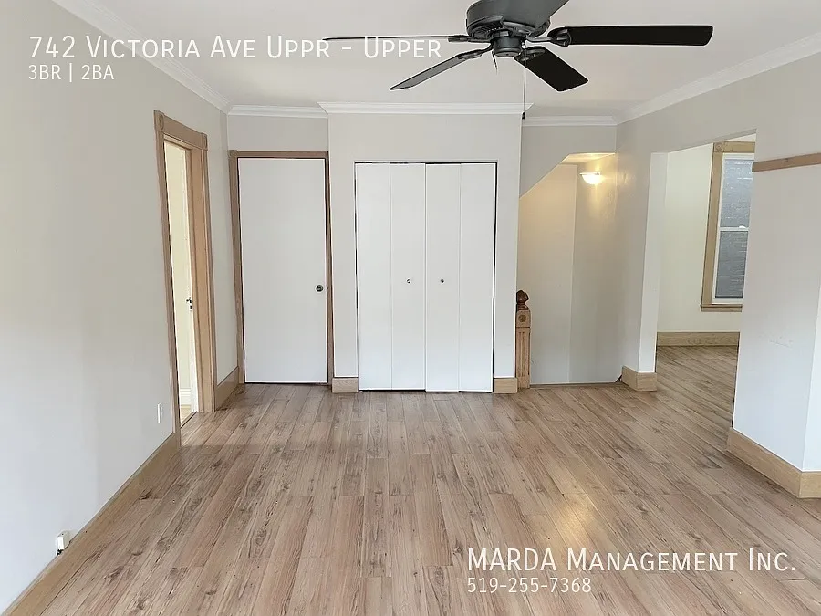 Cozy 3 Bed/2 Bath Victorian Upper Unit W/ Loft + Hydro & 60% Gas — Photo 3