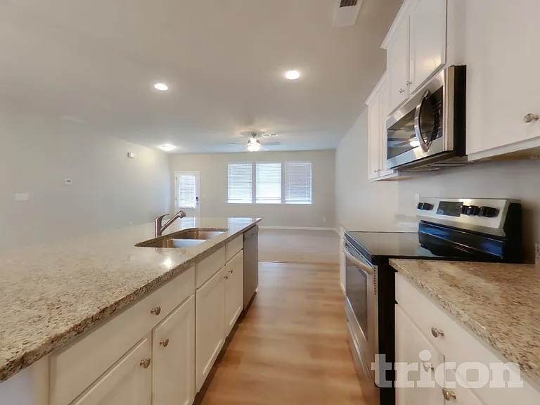 1254 Morrow Dr — Photo 5