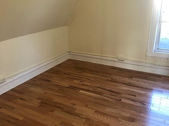 3rd image of 66 Hinsdale Pl