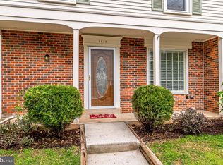 5429 Crows Nest Ct, Fairfax, VA 22032
