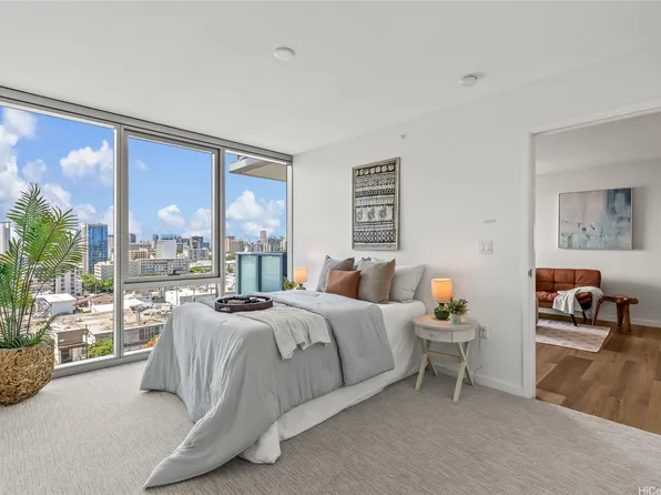 1515 Liona St #1202, Honolulu, HI 96814