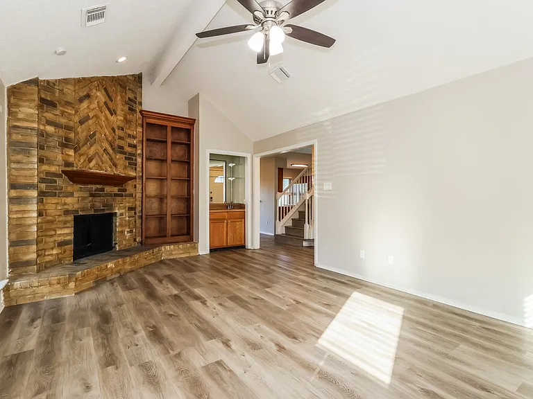 17003 Spruce Run Dr — Photo 4