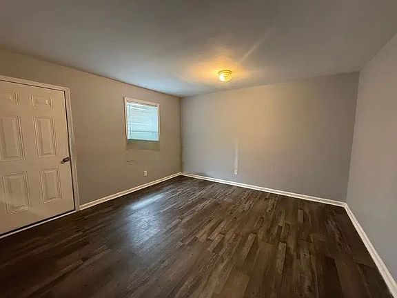 4th image of 2406 Markwood Ln SE #B