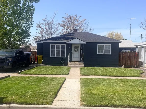 39 NW 7th St, Ontario, OR 97914