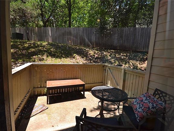 4th image of 1804 Capital Pkwy APT 20
