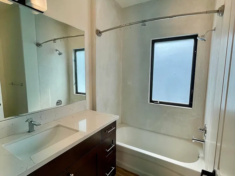 920 Lowena Dr #20 — Photo 8