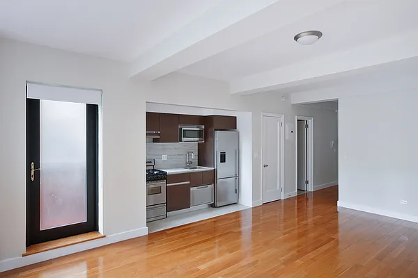 Rented by Stonehenge NYC LLC | media 10