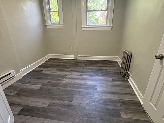 2nd image of 71-73 Baldwin Ave #1R
