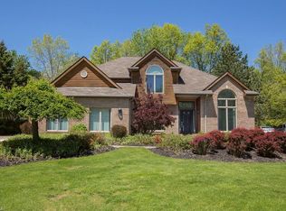 6578 Scenic Park Oval, Middleburg Heights, OH 44130