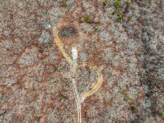 3rd image of 5754 Dry Branch Rd