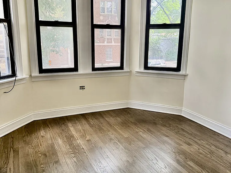 3402 W Carmen Ave #1 — Photo 6