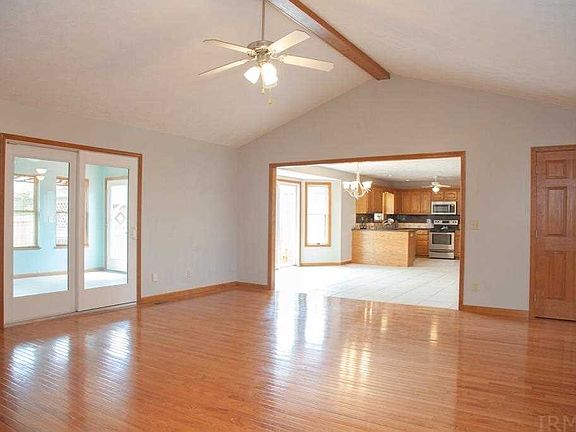 4th image of 2661 Red Oak Ct