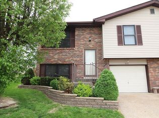 826 Beechwood Dr, Arnold, MO