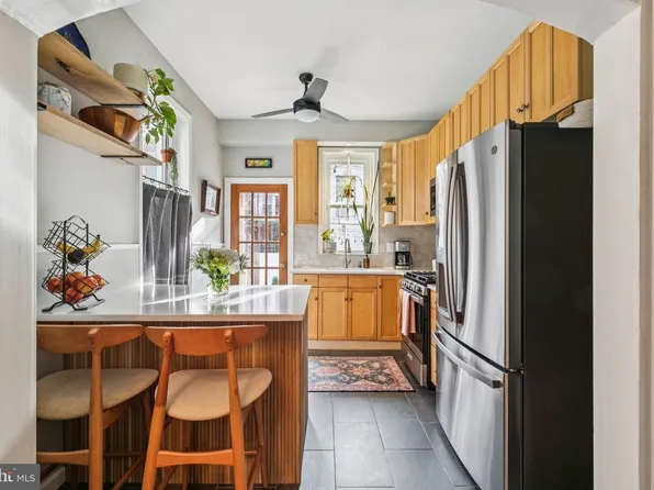 2612 Swain St, Philadelphia, PA 19130