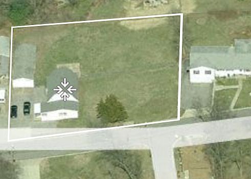 1st image of 39 Boyd Ave