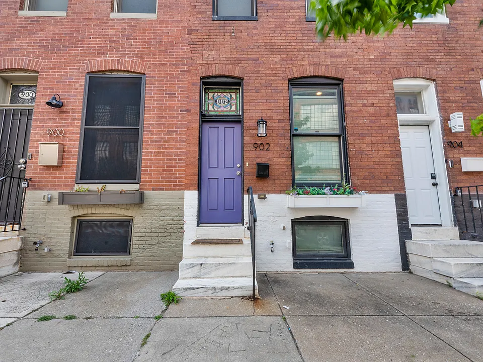 902 N Milton Ave