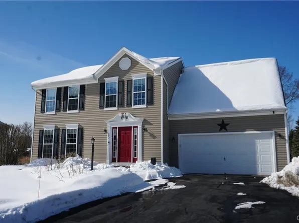 502 Crandon Ter, Baldwinsville, NY 13027