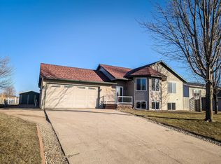 2305 24th St SW, Willmar, MN 56201